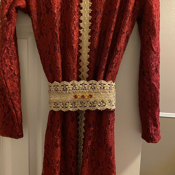 Dress for special day - Picture 3 of 8